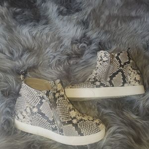Steve Madden wedge sneakers - snake print